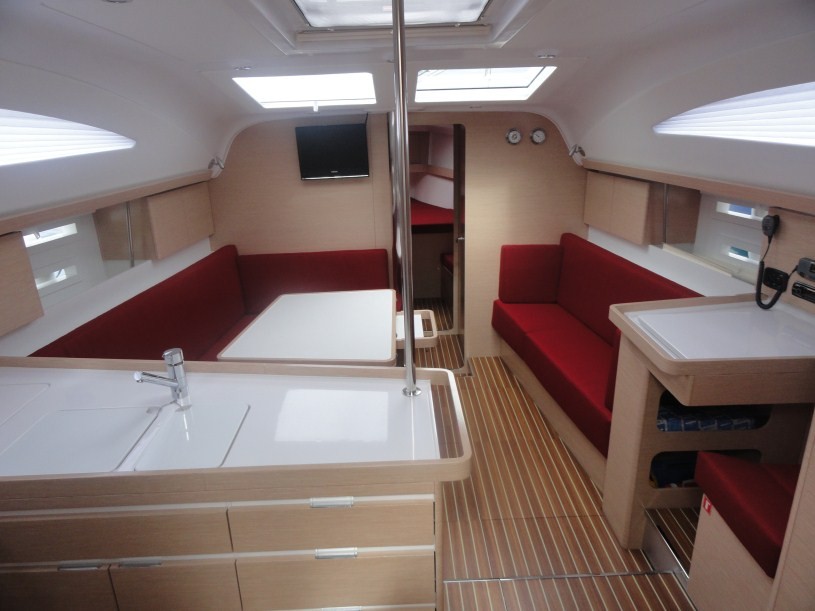 Elan 444 Impression, Reina | Yacht Charter Croatia