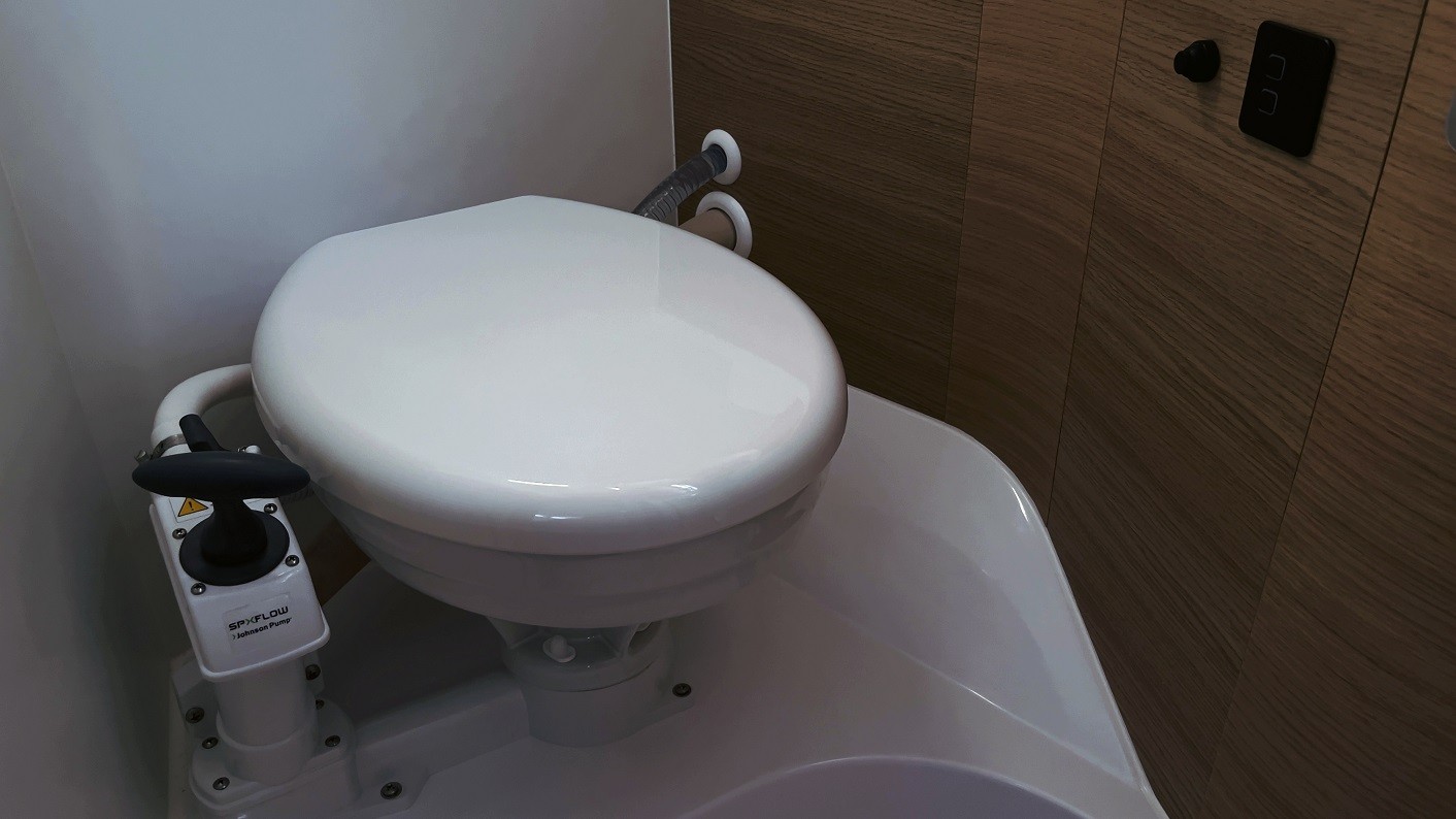 Elan E6, Iron Man | Yacht Charter Croatia