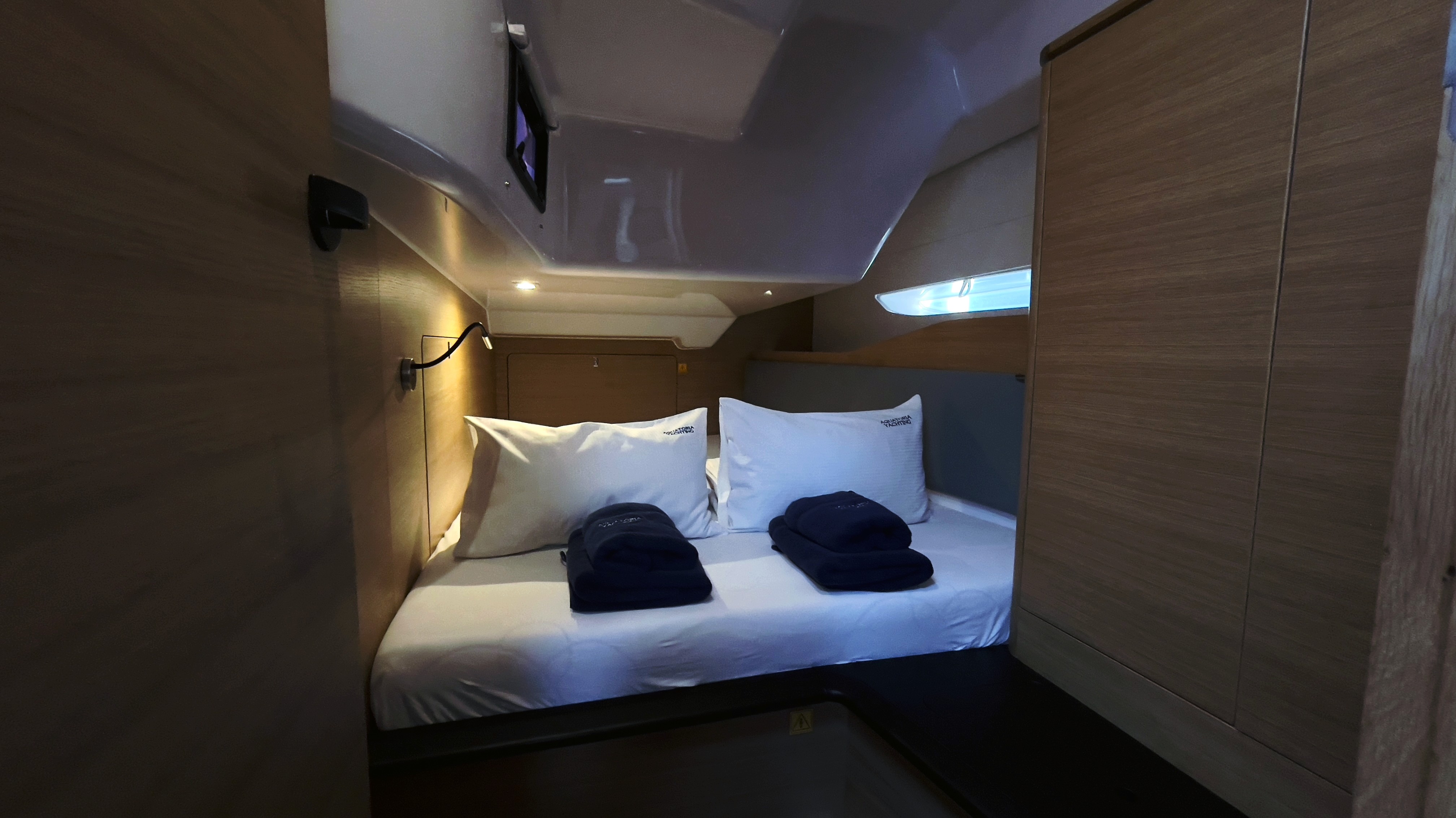 Elan E6, Odin | Yachtcharter Kroatien
