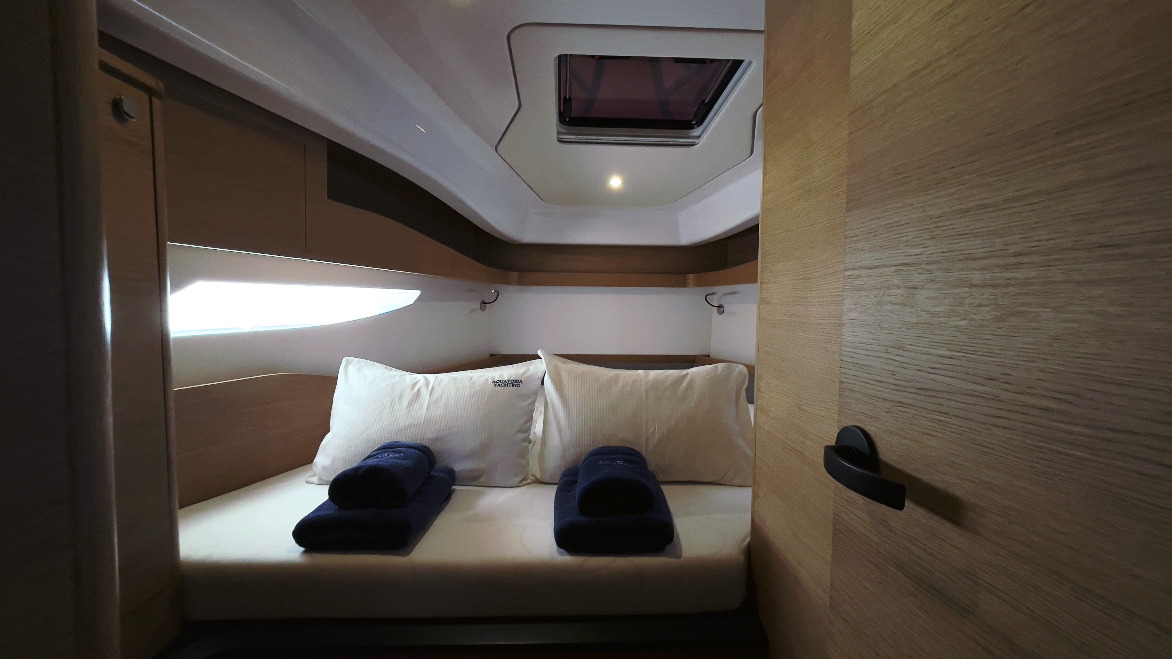 Elan E6, Odin | Yachtcharter Kroatien