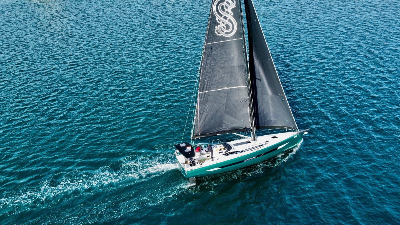 Elan E6, Loki | Yacht Charter Croatia