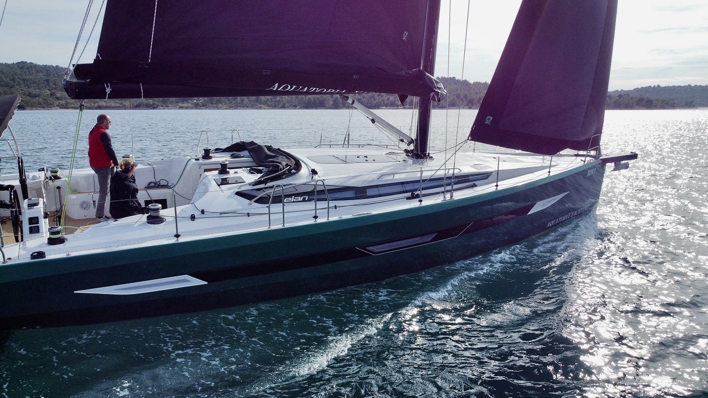 Elan E6, Loki | Yacht Charter Croatia