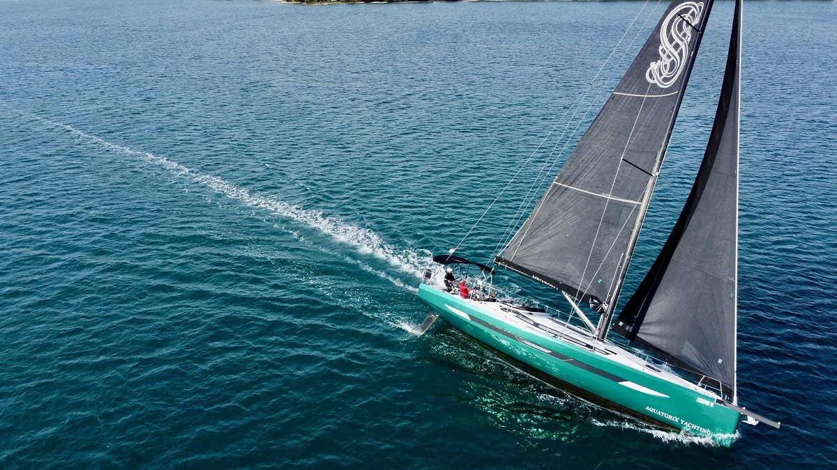 Elan E6, Loki | Yacht Charter Croatia