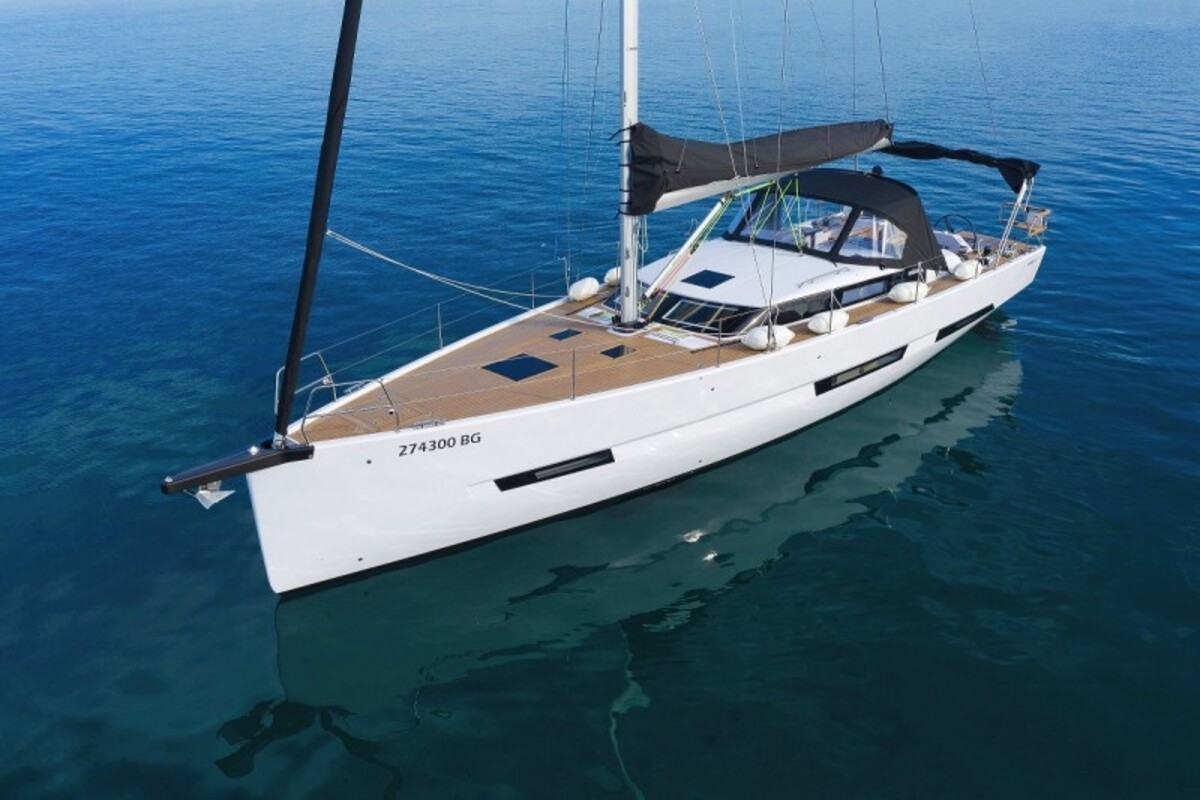 Elan GT6, Revolution | Yacht Charter Croatia