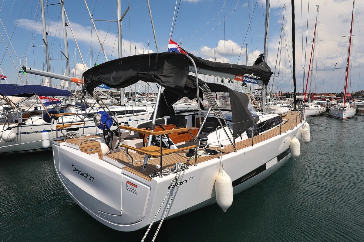 Elan GT6, Revolution | Yacht Charter Croatia