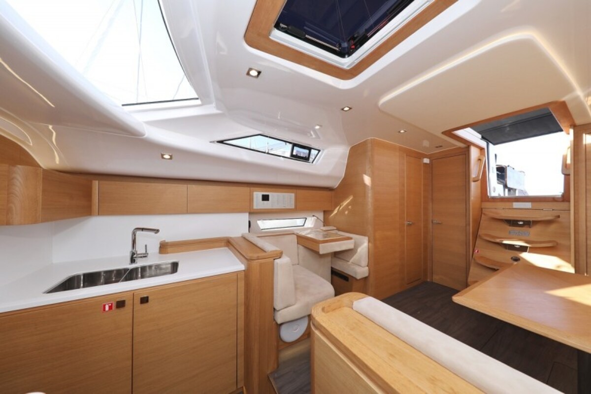 Elan GT6, Revolution | Yacht Charter Croatia