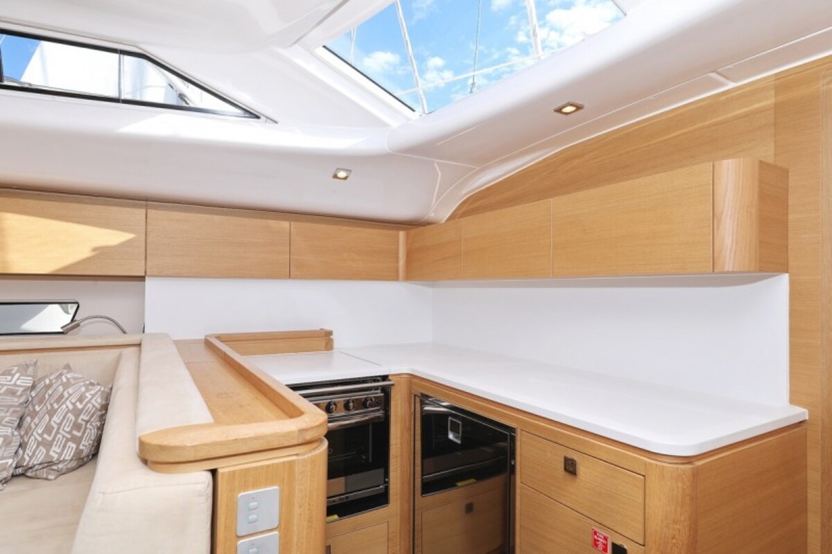 Elan GT6, Revolution | Yacht Charter Croatia