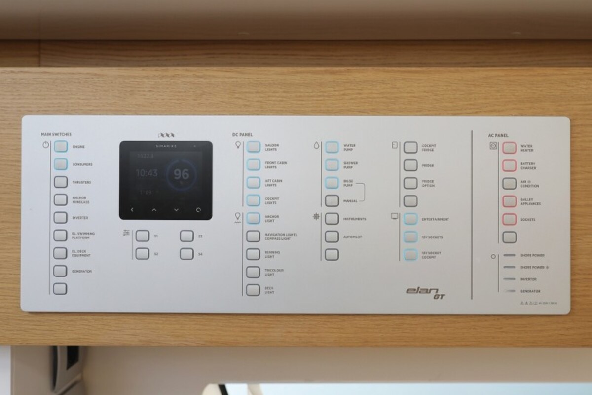 Elan GT6, Revolution | Yacht Charter Croatia