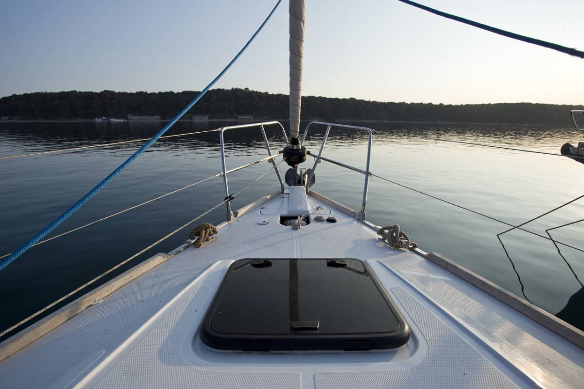 Elan Impression 40, Tariq | Noleggio di Yacht Croazia