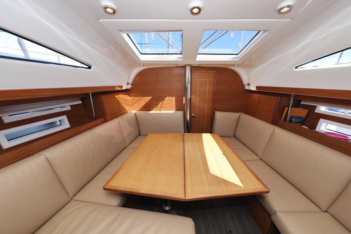 Elan Impression 40.1, Eliana | Yacht Charter Croatia