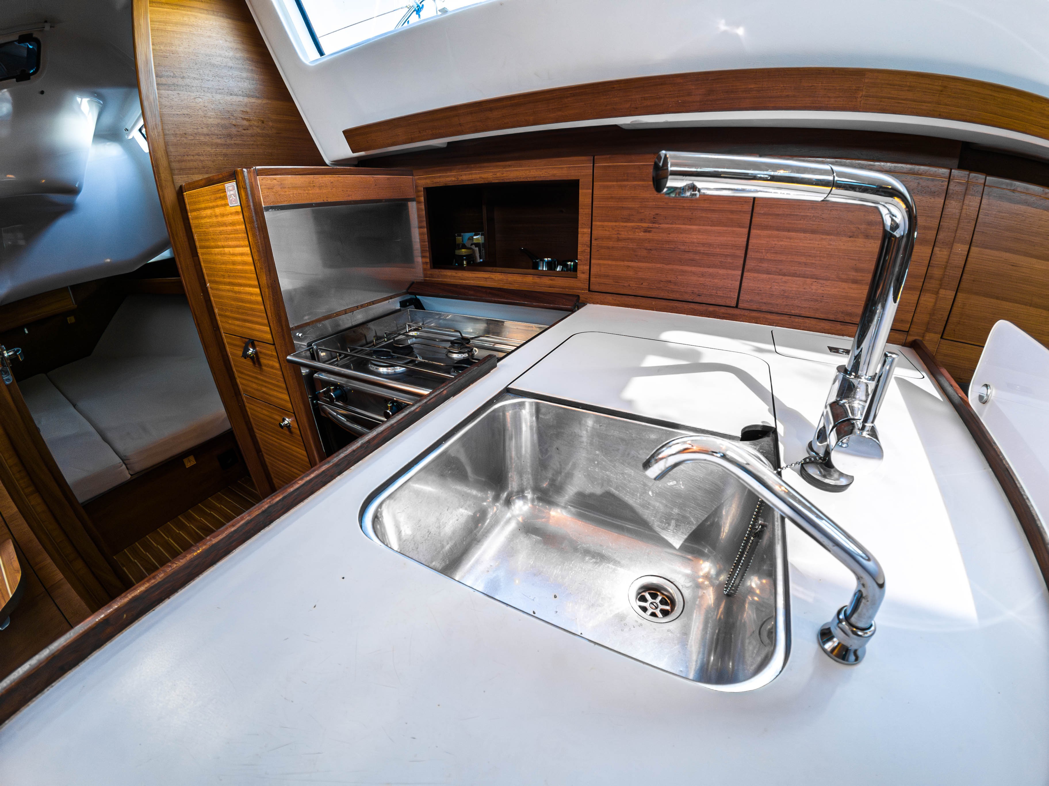 Elan Impression 40.1, Tamikaya | Yachtcharter Kroatien