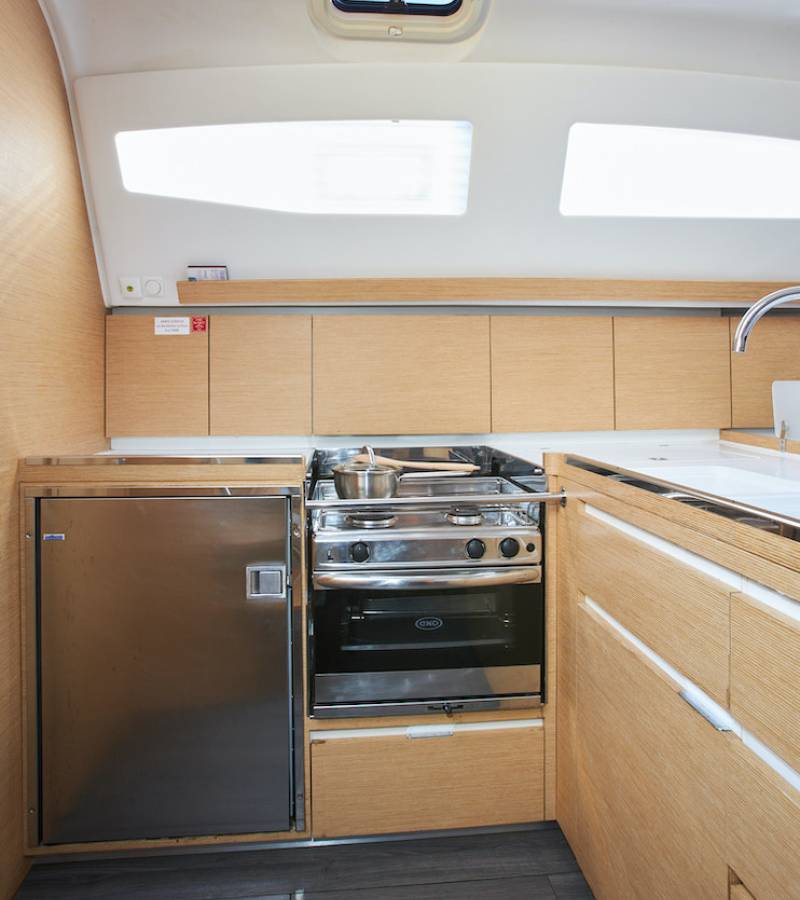 Elan Impression 45, California | Yacht Charter Croatia