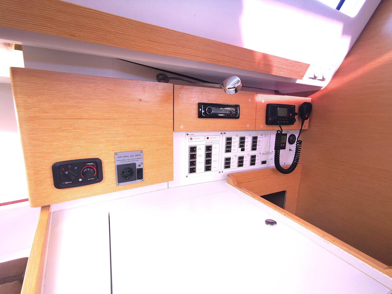 Elan Impression 45, Baby Boo | Yacht Charter Croatia