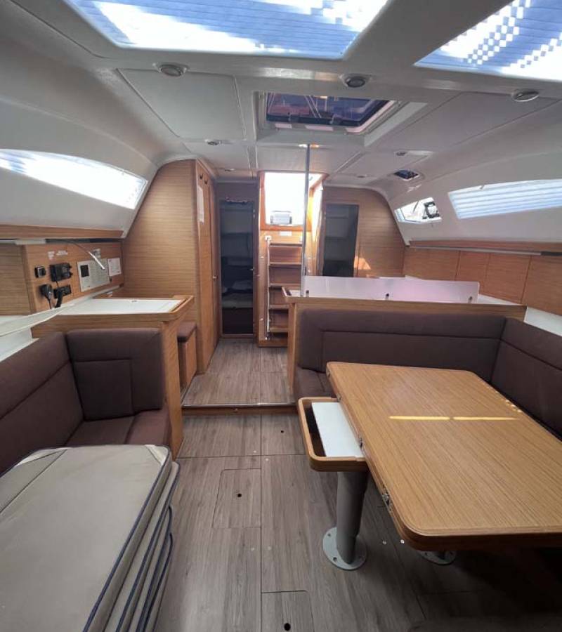 Elan Impression 45, Knotty Buoy | Yacht Charter Croatia