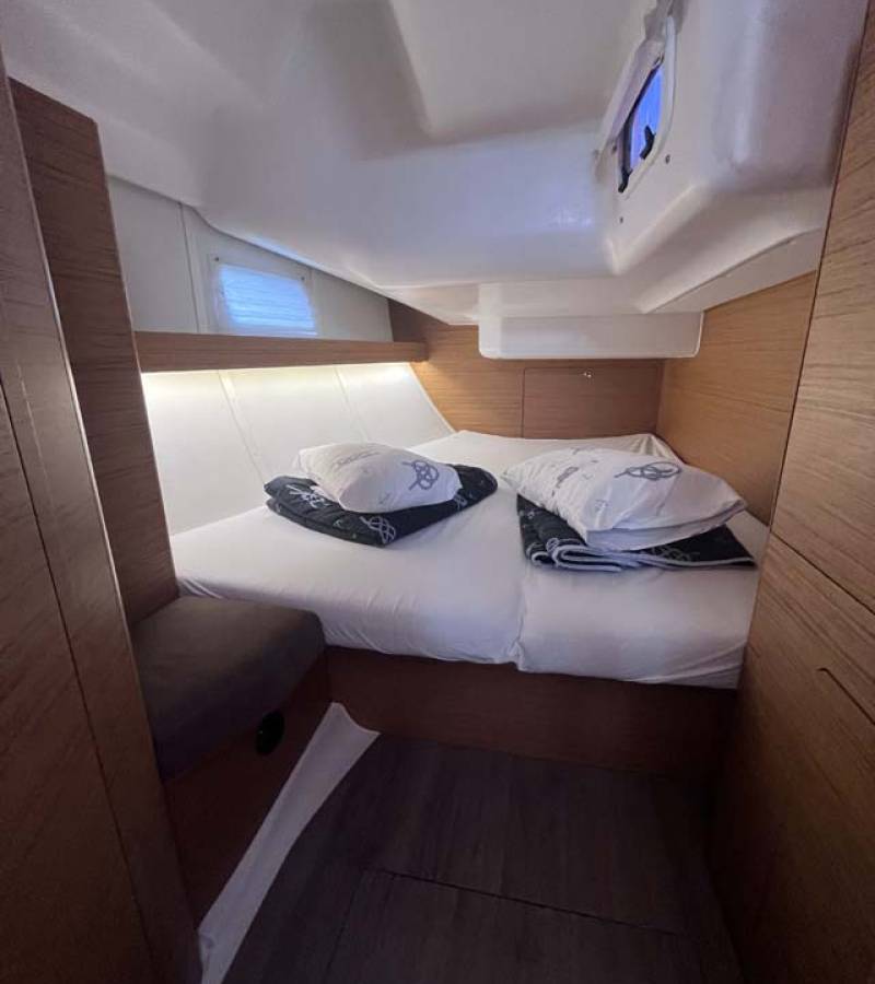 Elan Impression 45, Knotty Buoy | Yacht Charter Croatia