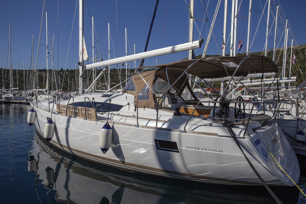 Elan Impression 45, Tightrope | Yacht Charter Croatia