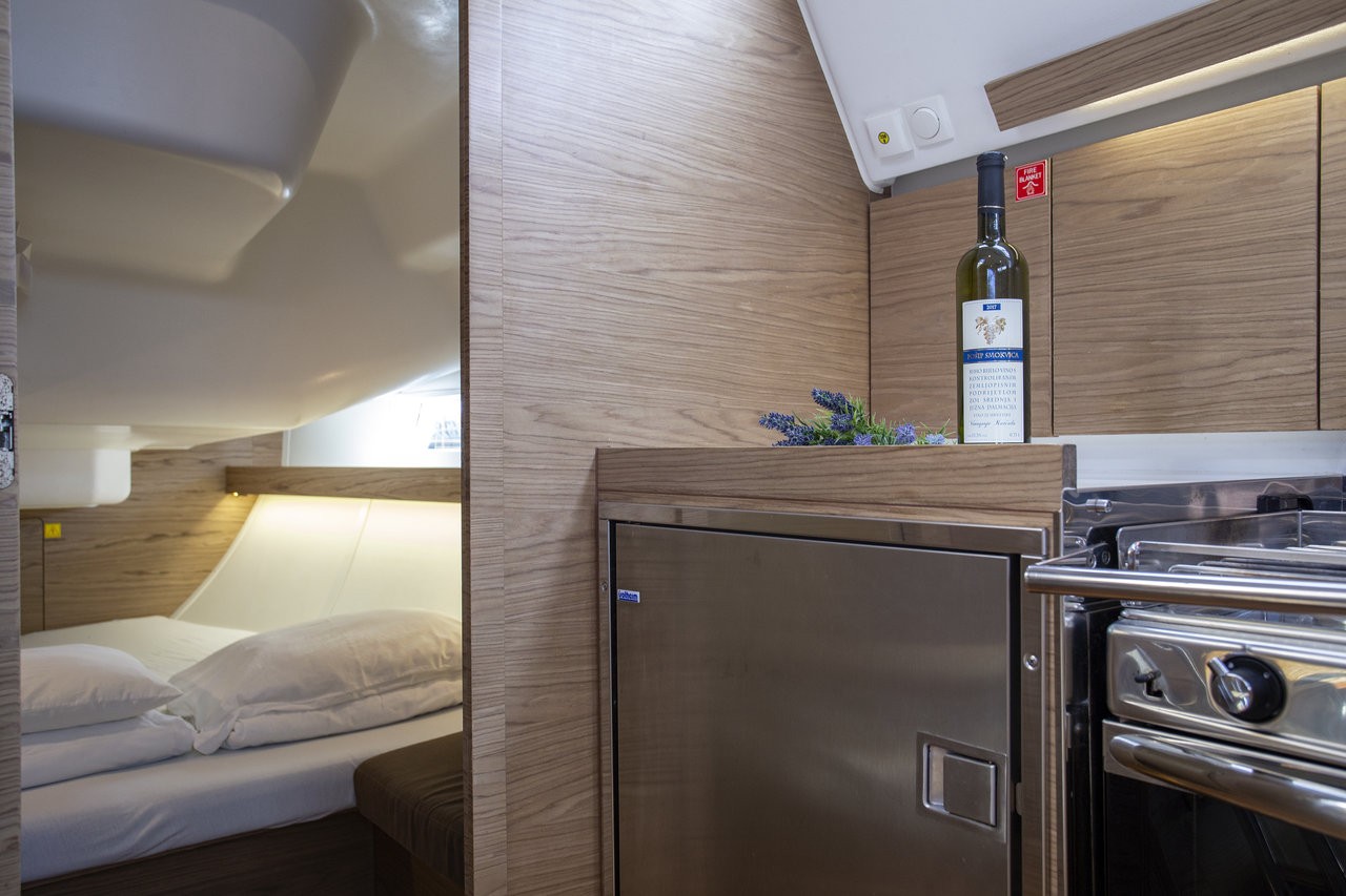 Elan Impression 45, Tightrope | Yacht Charter Croatia