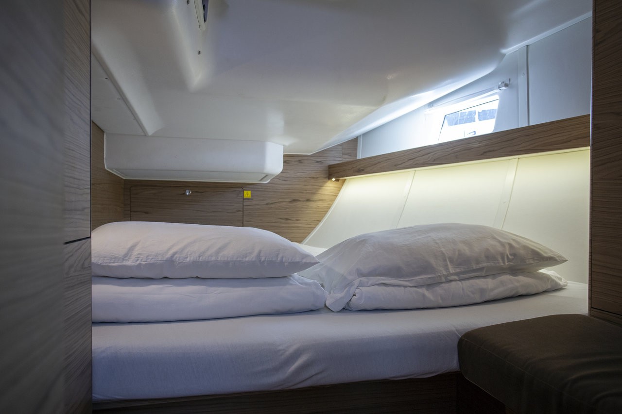 Elan Impression 45, Tightrope | Yacht Charter Croatia