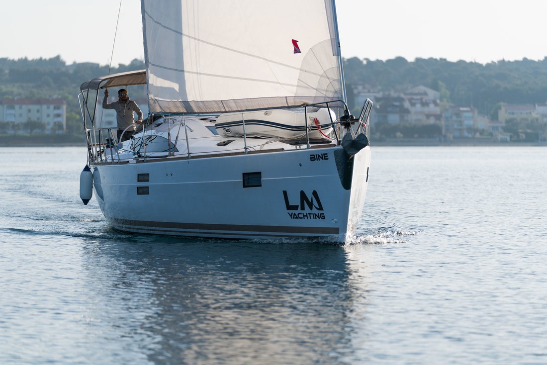 Elan Impression 45, Bine | Yacht Charter Croatia
