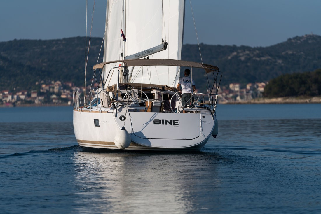 Elan Impression 45, Bine | Yacht Charter Croatia