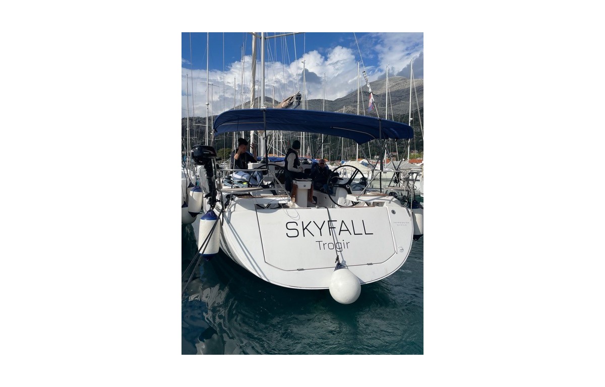 Elan Impression 45, Skyfall | Yacht Charter Croatia