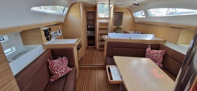 Elan Impression 45, Skyfall | Yacht Charter Croatia