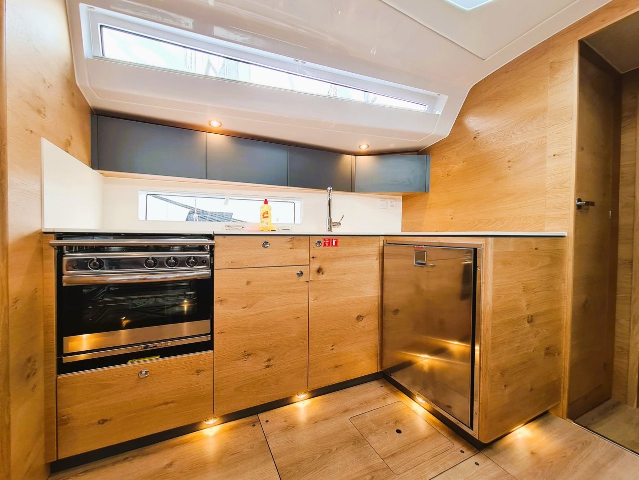 Elan Impression 45, First Edition | Yacht Charter Croatia