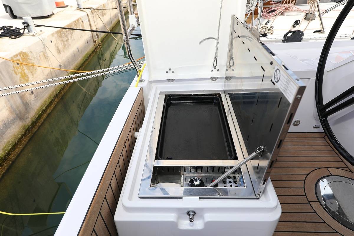 Elan Impression 45, Starlight | Yacht Charter Croatia