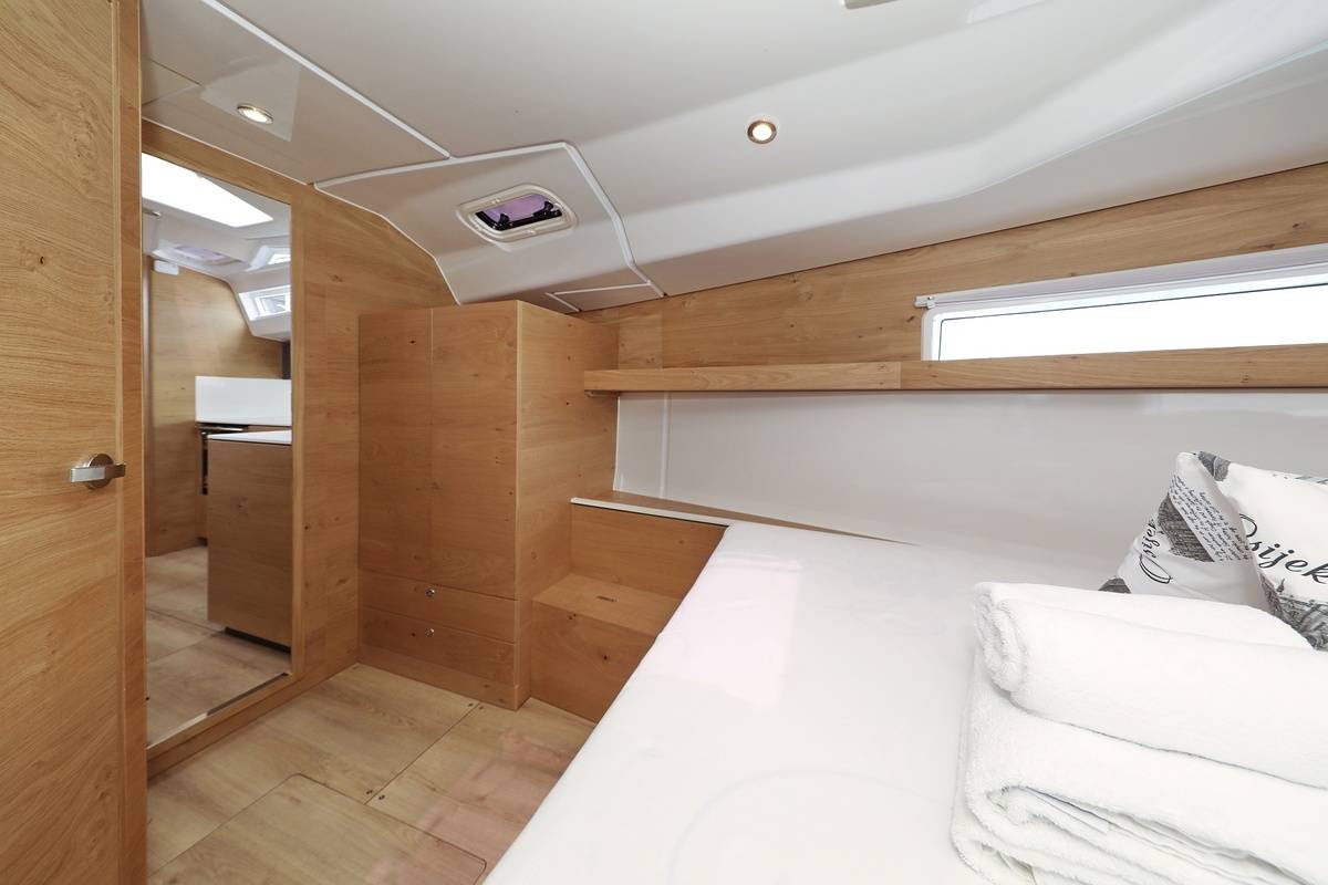 Elan Impression 45, Starlight | Yacht Charter Croatia