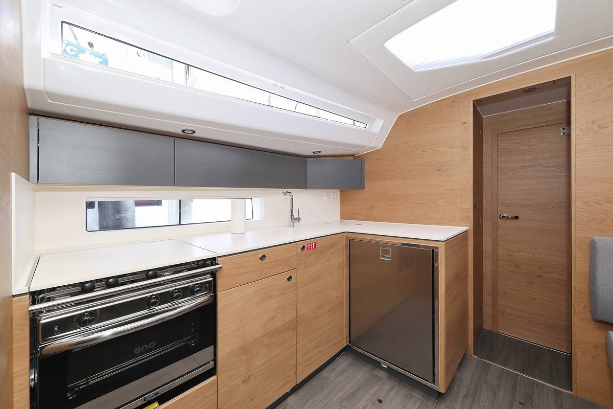 Elan Impression 45, Bava | Yacht Charter Croatia