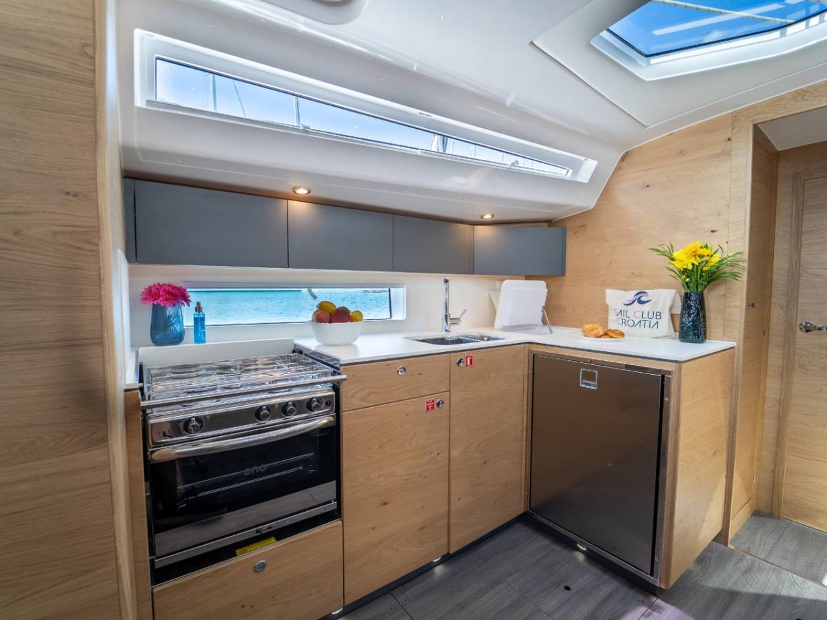 Elan Impression 45, Trinity | Yacht Charter Croatia