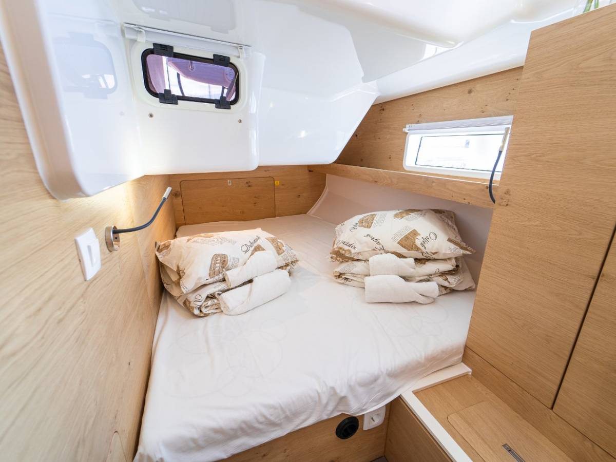 Elan Impression 45, Trinity | Yacht Charter Croatia