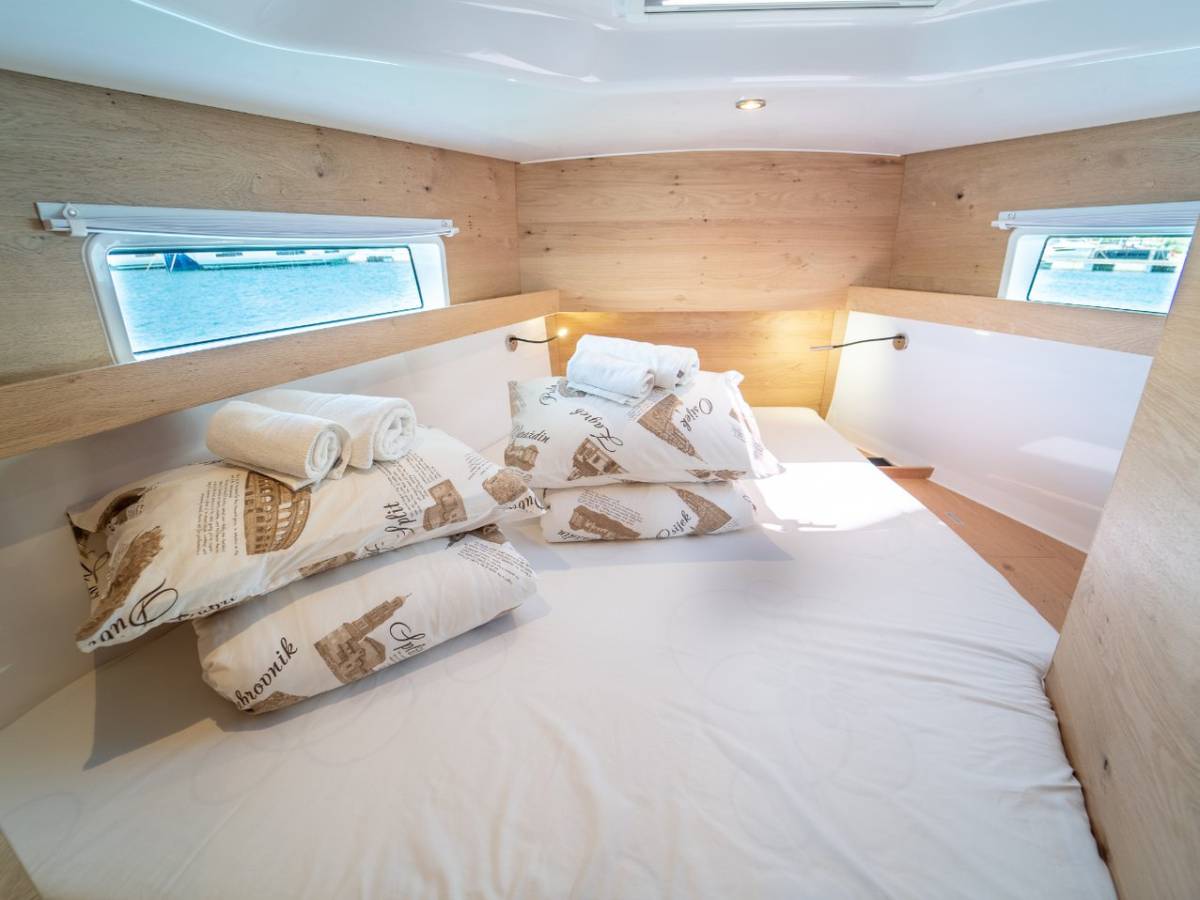 Elan Impression 45, Trinity | Yacht Charter Croatia