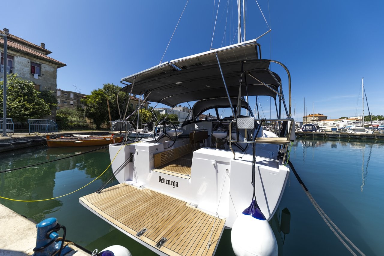 Elan Impression 45, Vekenega | Yacht Charter Croatia