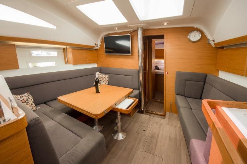 Elan Impression 45, No Limits | Yacht Charter Croatia