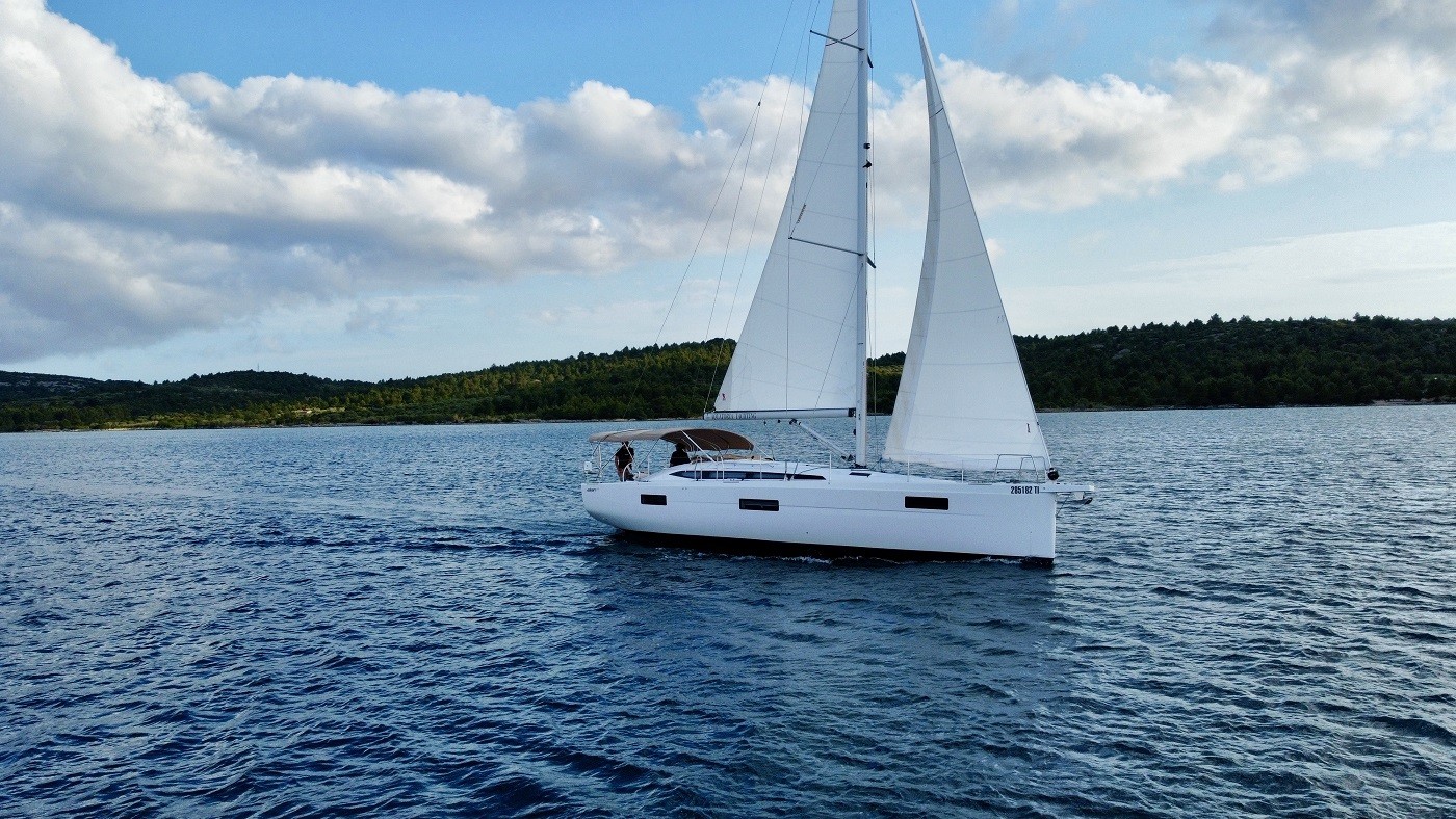 Elan Impression 45, Aurora | Yacht Charter Croatia
