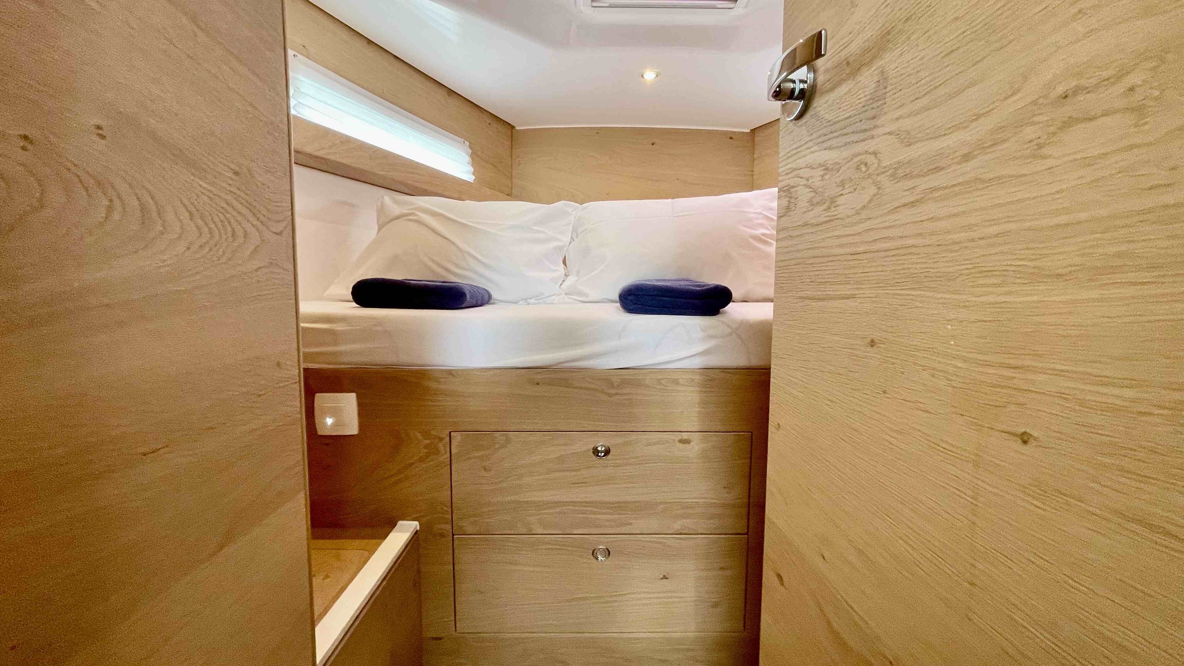 Elan Impression 45, Aurora | Yacht Charter Croatia