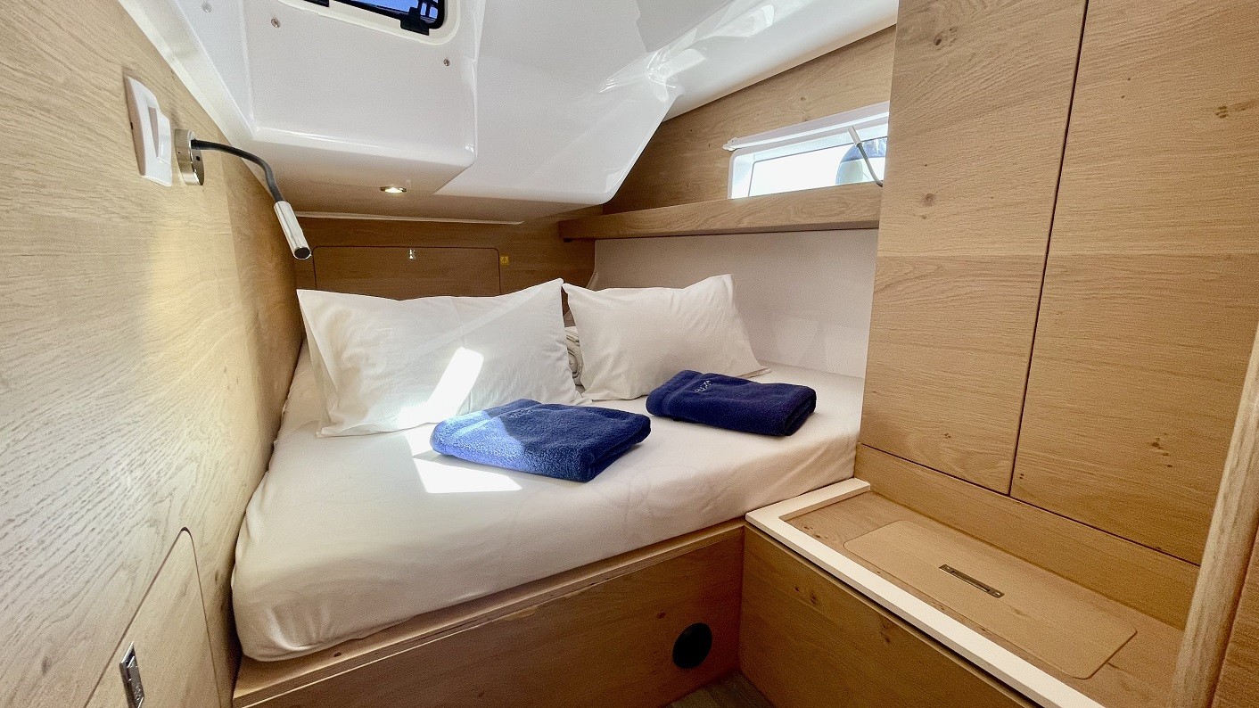 Elan Impression 45, A'more | Yacht Charter Croatia