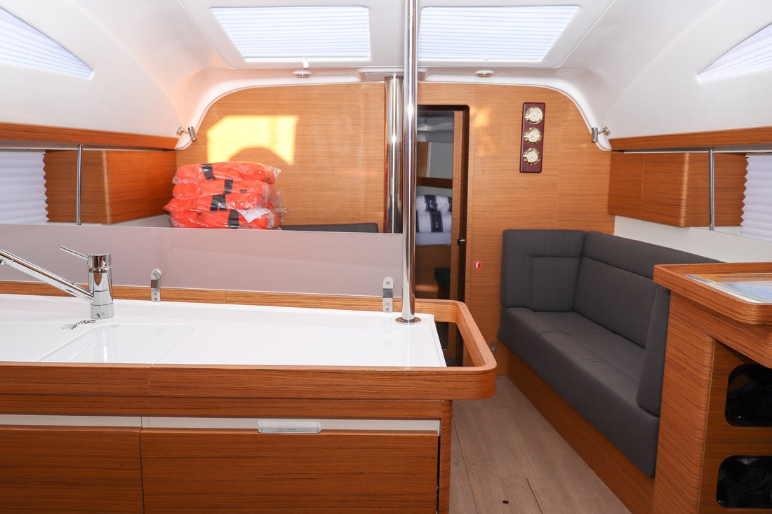 Elan Impression 45, Indiana | Yacht Charter Croatia