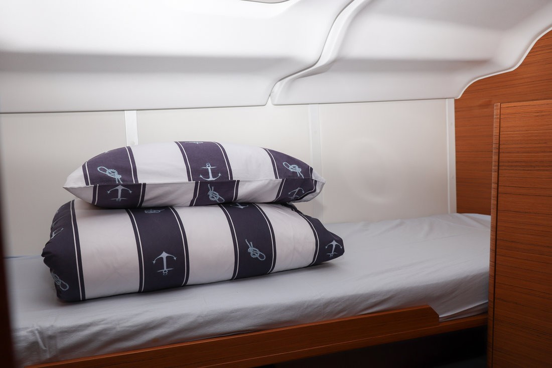 Elan Impression 45, Indiana | Yacht Charter Croatia