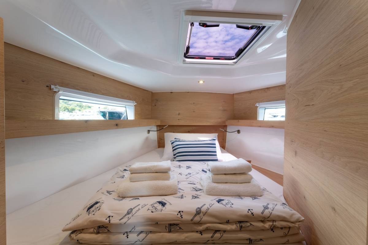 Elan Impression 45, Elana | Yacht Charter Croatia