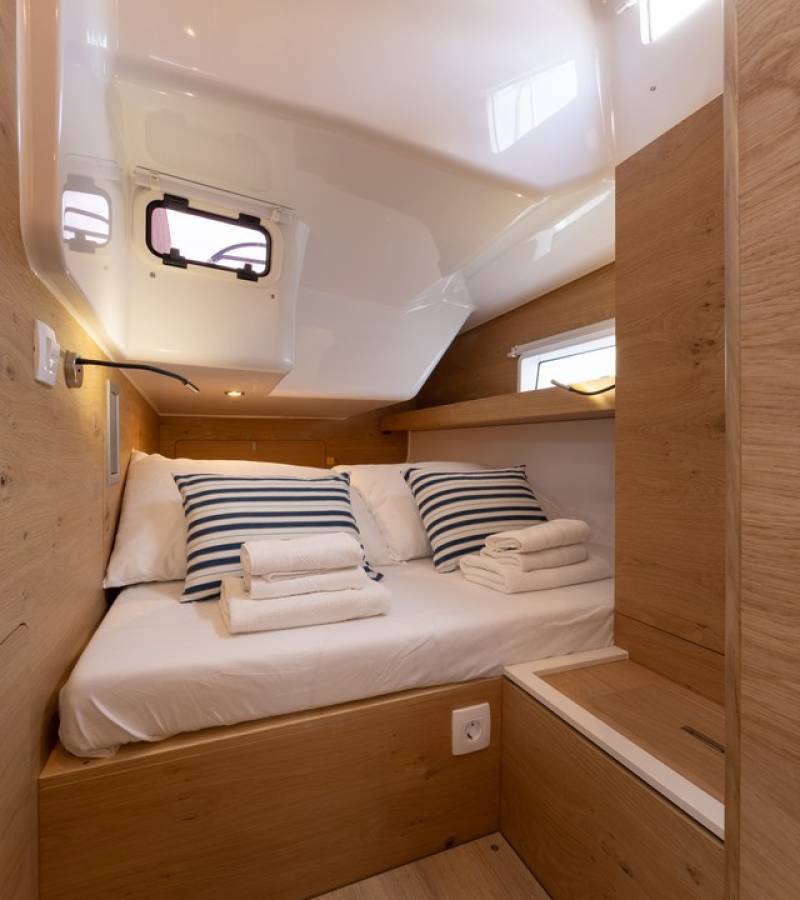 Elan Impression 45, Elana | Yacht Charter Croatia
