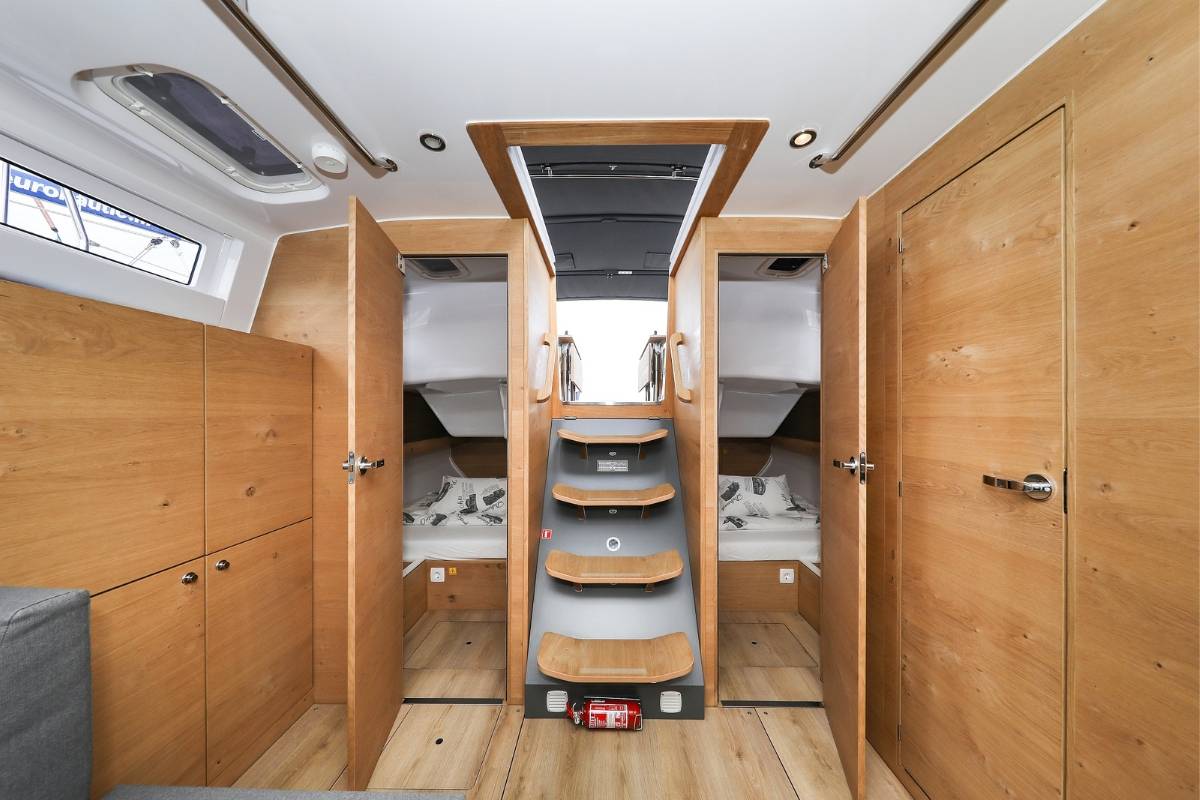 Elan Impression 45, Seppia | Yacht Charter Croatia