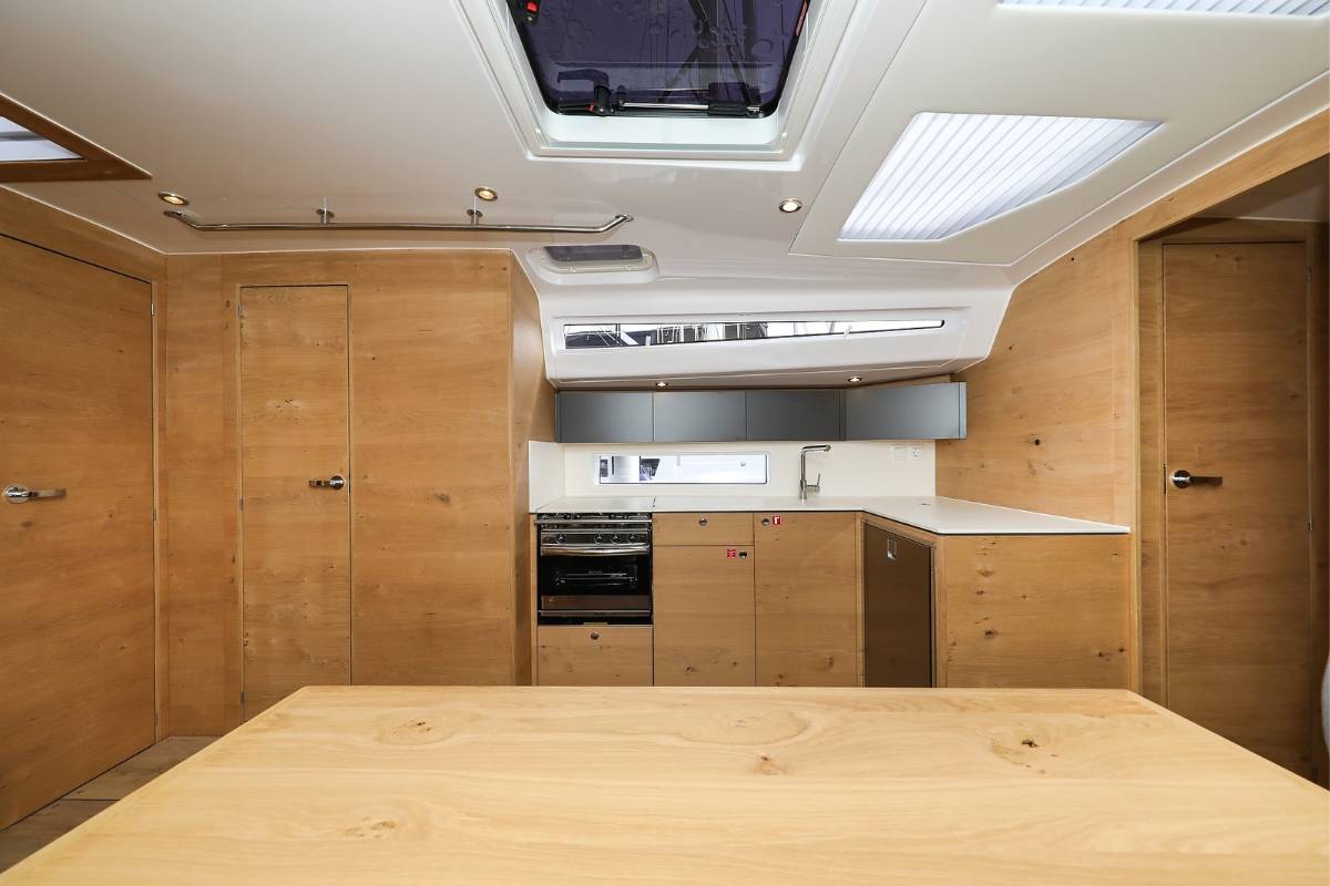 Elan Impression 45, Seppia | Yacht Charter Croatia