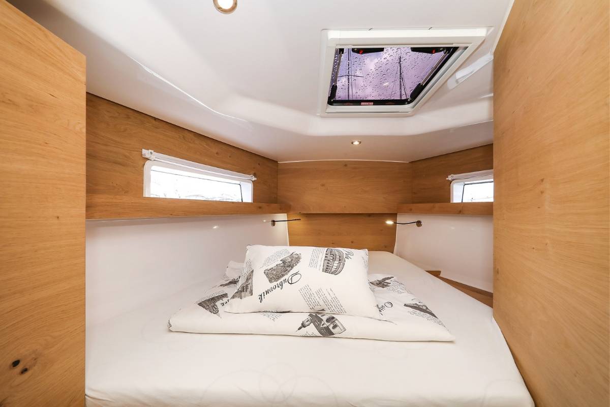 Elan Impression 45, Seppia | Yacht Charter Croatia