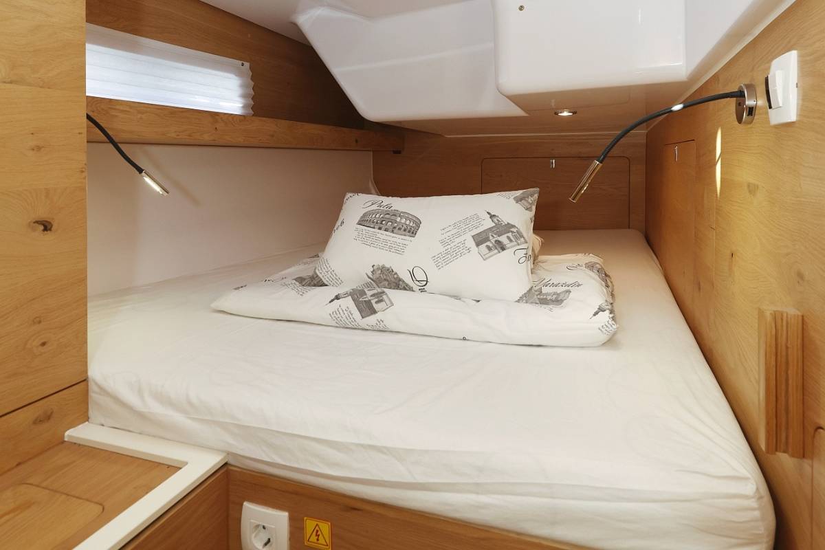 Elan Impression 45, Scarlett | Yacht Charter Croatia