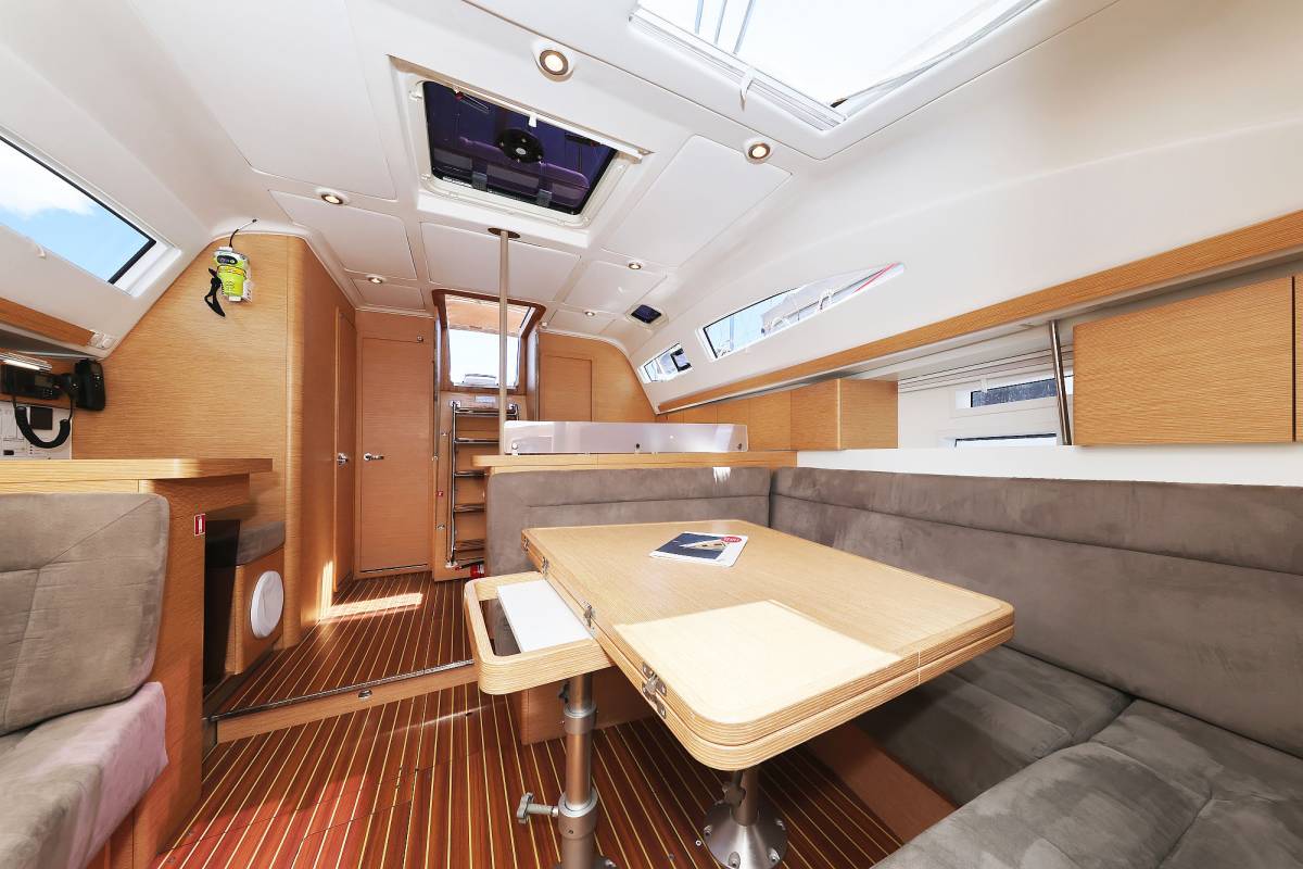 Elan Impression 45, Ibiss | Yacht Charter Croatia