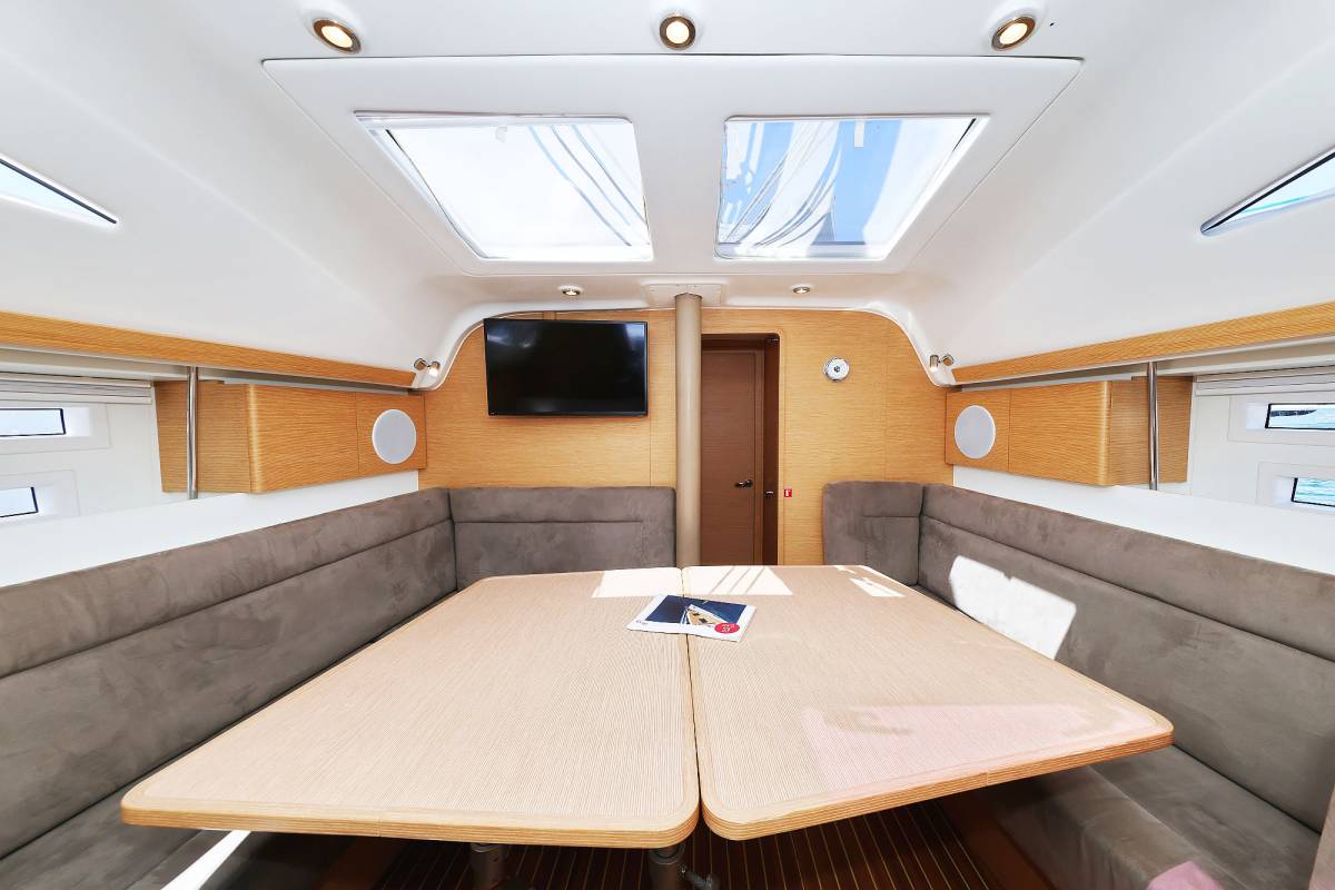 Elan Impression 45, Ibiss | Yacht Charter Croatia