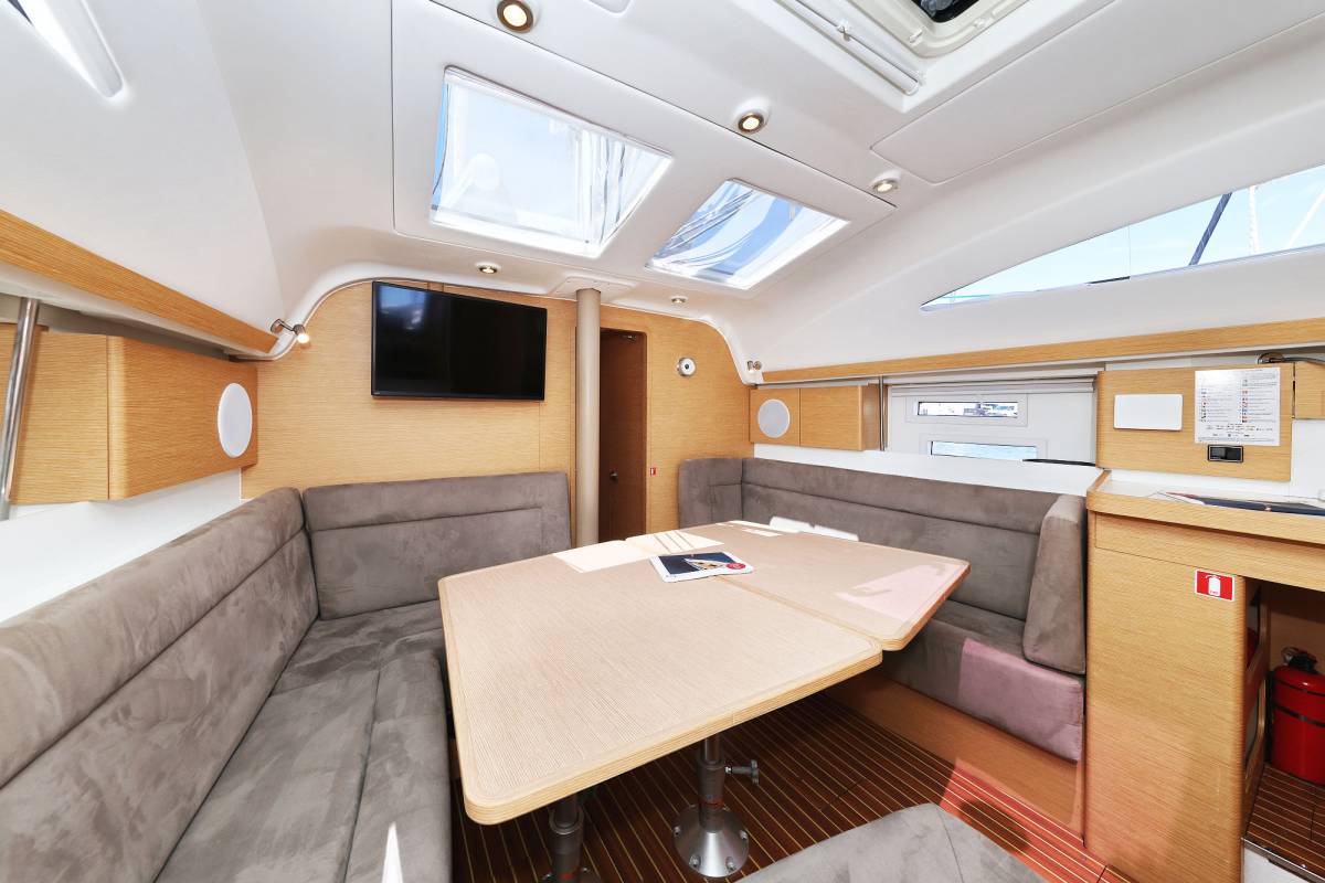 Elan Impression 45, Ibiss | Yacht Charter Croatia