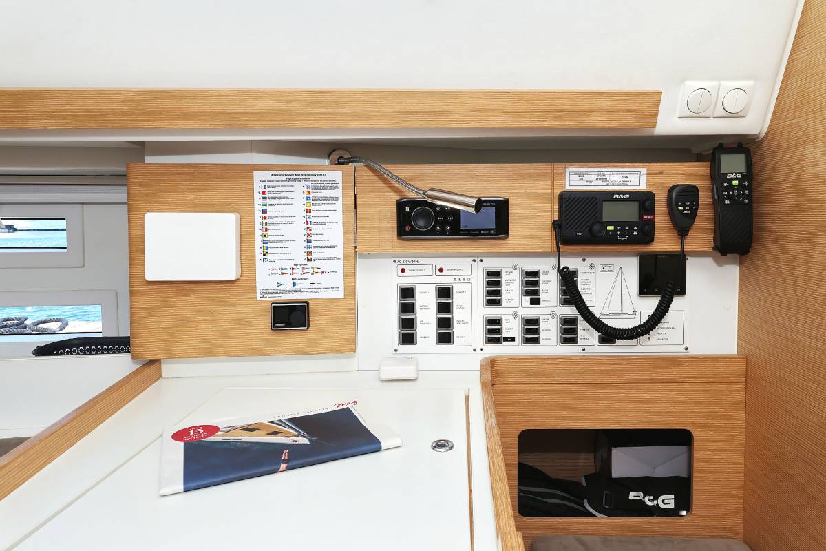 Elan Impression 45, Ibiss | Yacht Charter Croatia